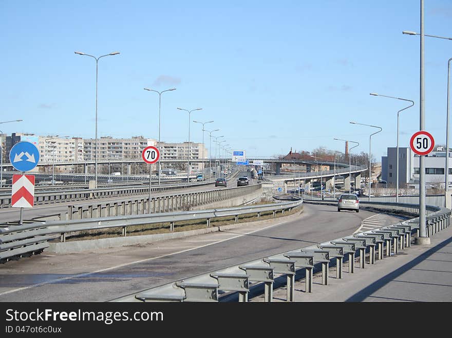 Road splitting with different speeding and directions. Road splitting with different speeding and directions