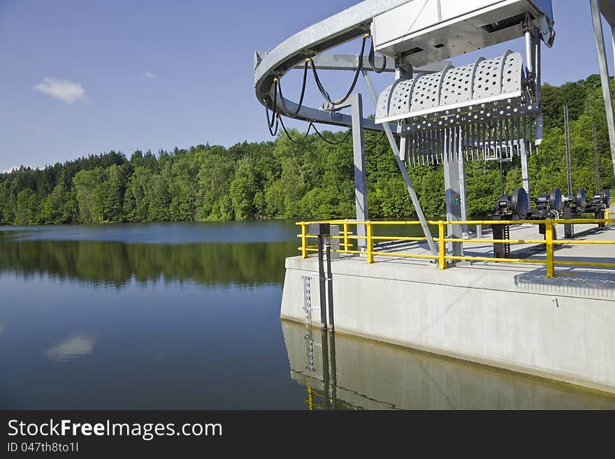 Hydro power plant