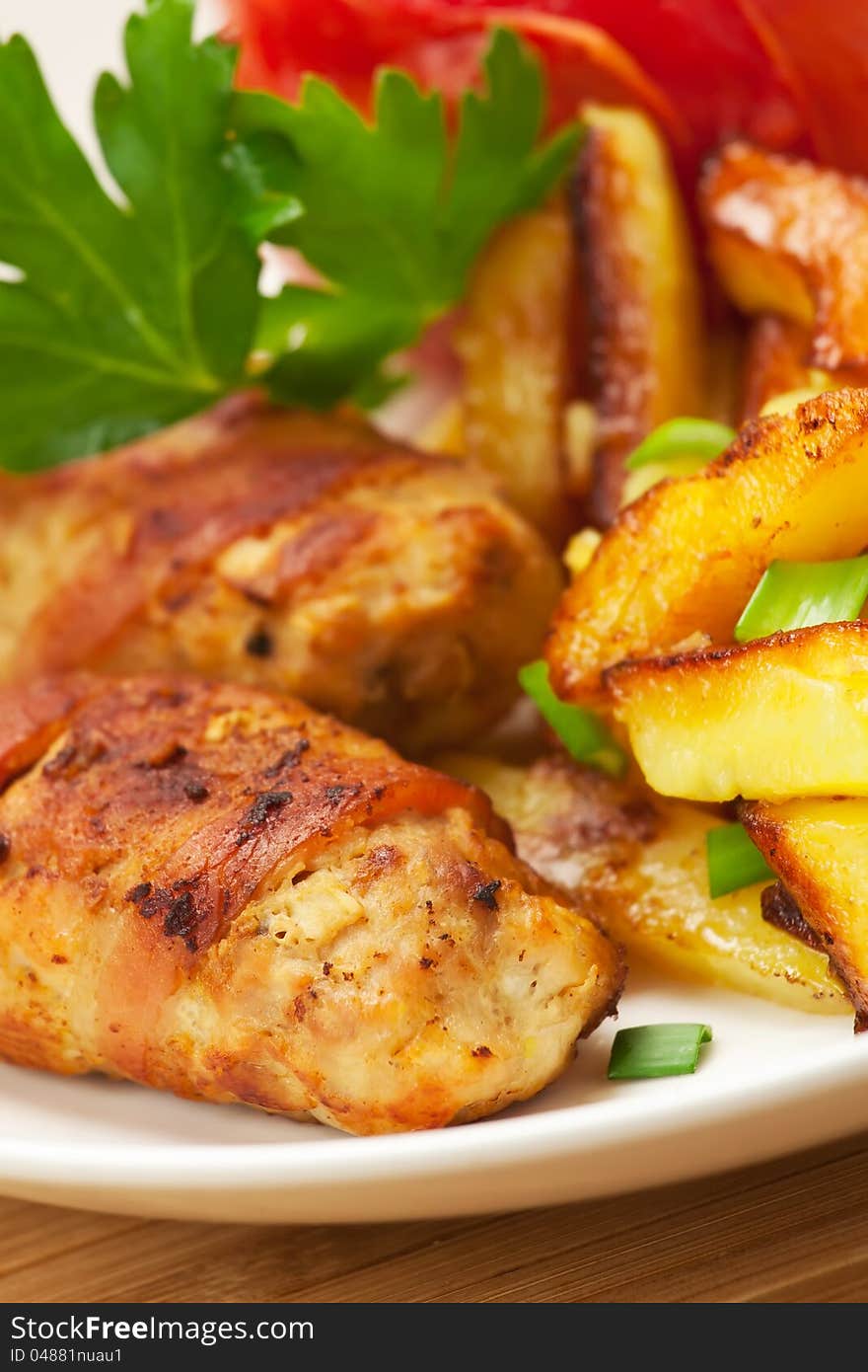 Fried cutlets and potato