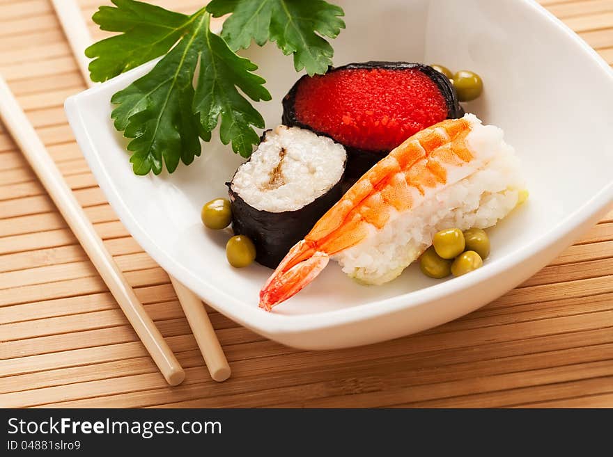 Sushi in a bowl