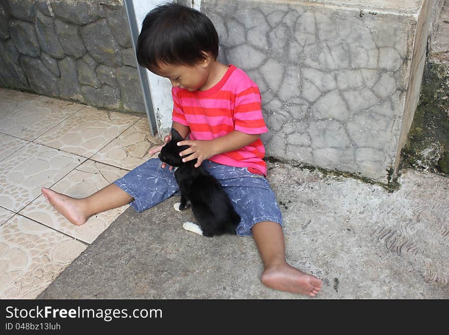 Children with Cat