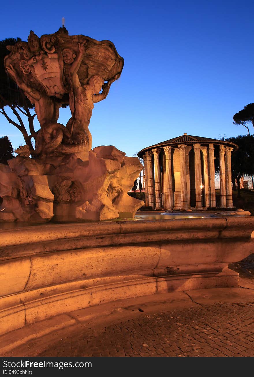 Triton fountain and temple of Ercole Vincitore