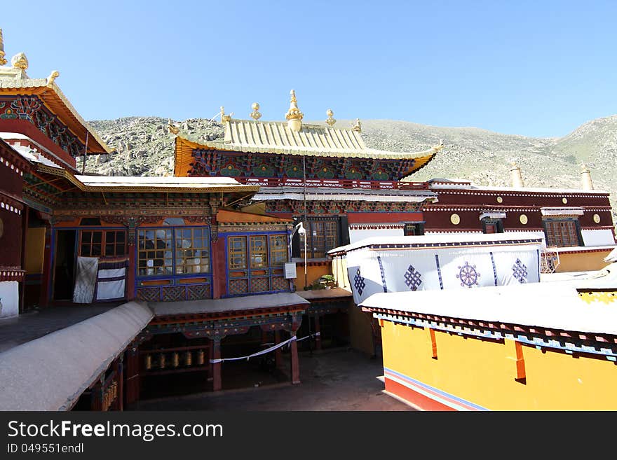 Buddhist monastery in Tibet