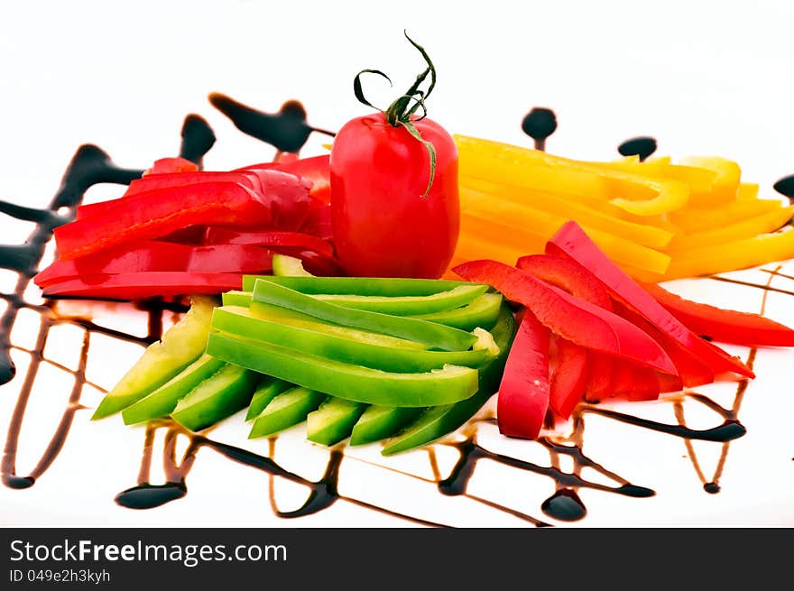 Decorate plate with the vegetables