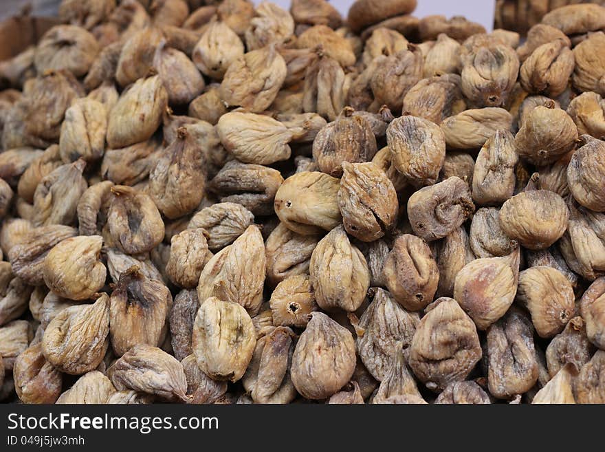 Dried figs