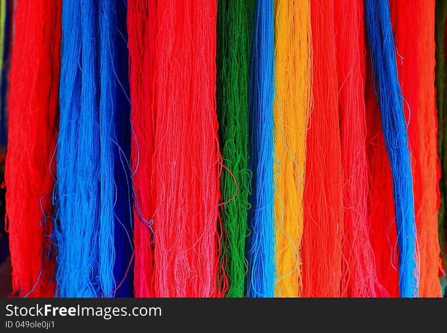 Color Threads