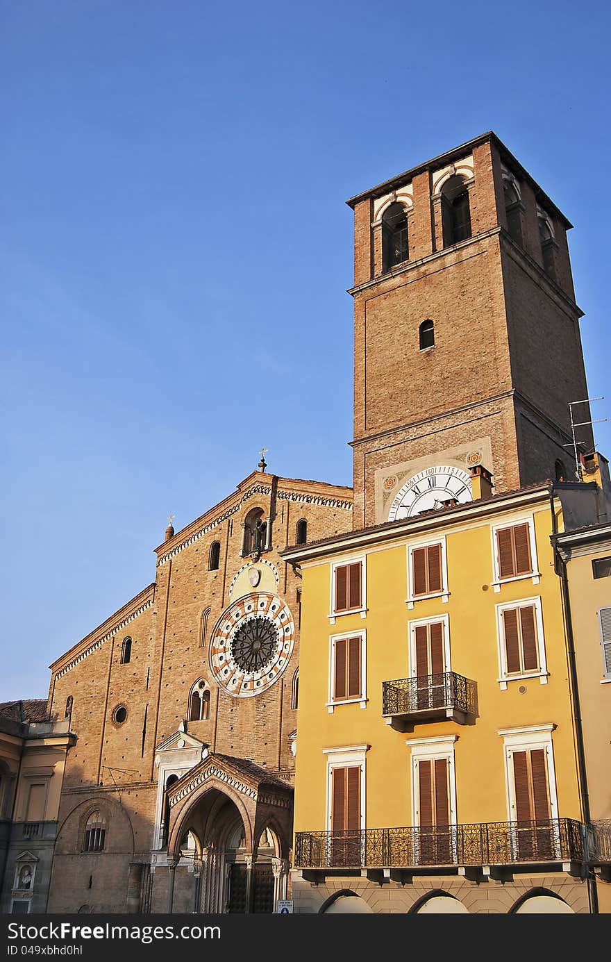 Basilica cattedrale della Vergine Assunta in Lodi, Italy. Basilica cattedrale della Vergine Assunta in Lodi, Italy.