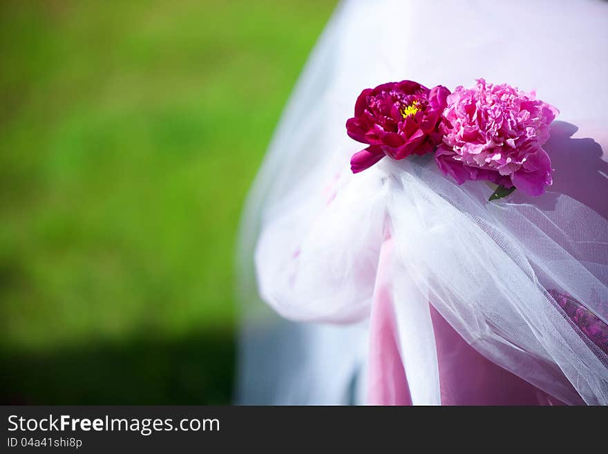 Peony wedding table decor