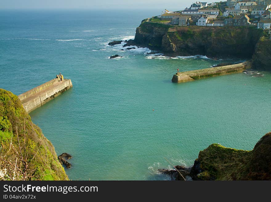 Port entrance to Port Isaac harbour, in Cornwall, England. Port entrance to Port Isaac harbour, in Cornwall, England