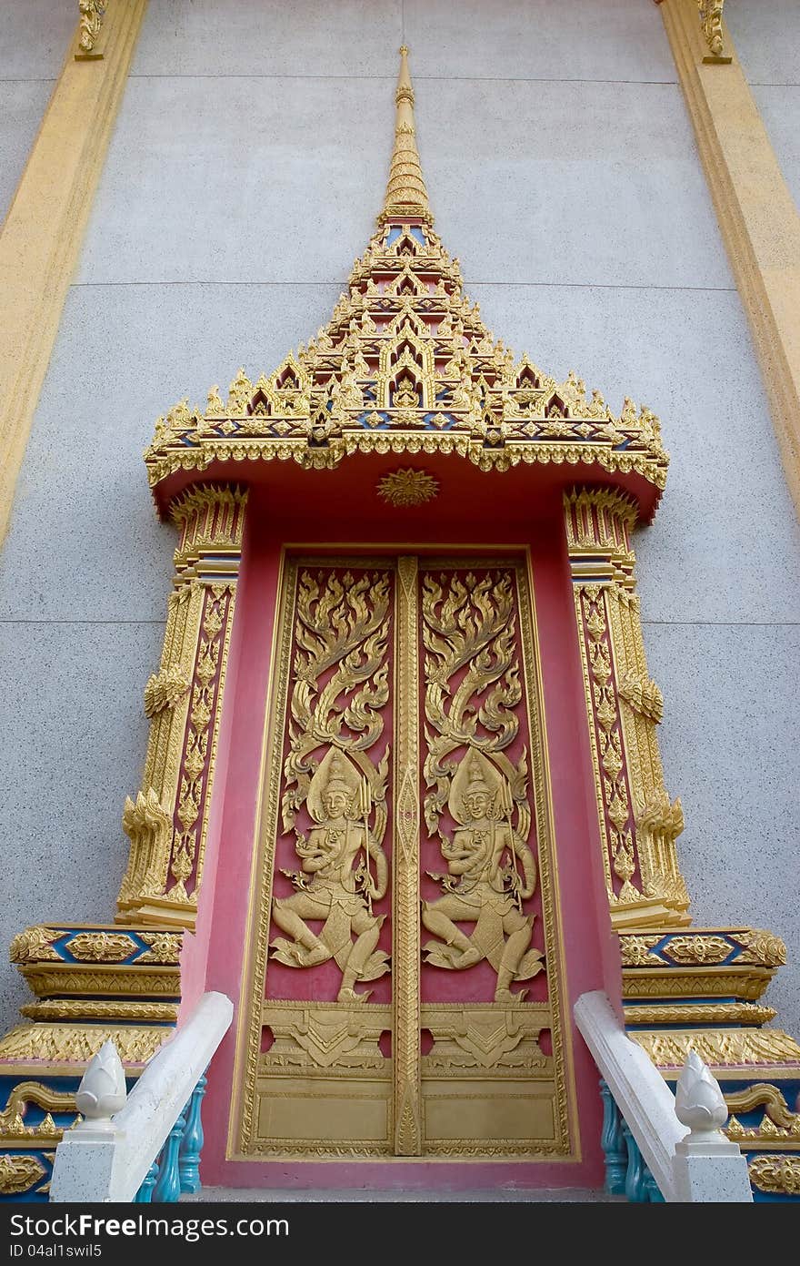 Decorate door at thai temple.