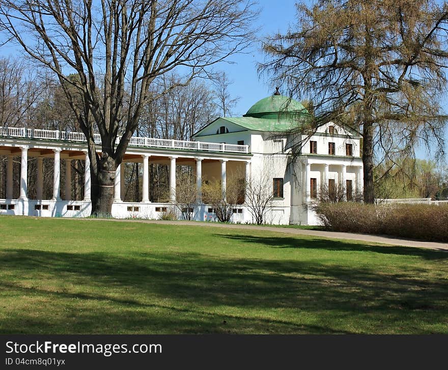 White colonnade with rotunda