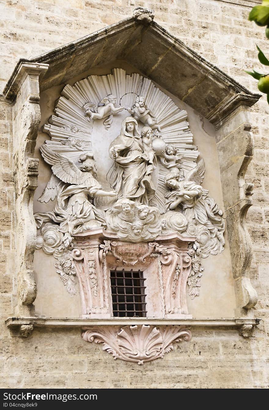 Stone Monument Virgin, at a church in Valencia. Stone Monument Virgin, at a church in Valencia