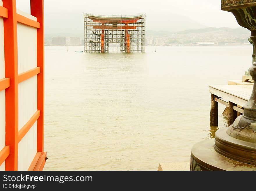 Miyajima gate under construction