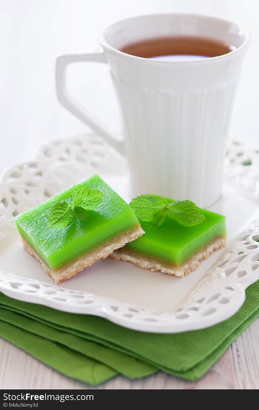 Lime mint cookie bar