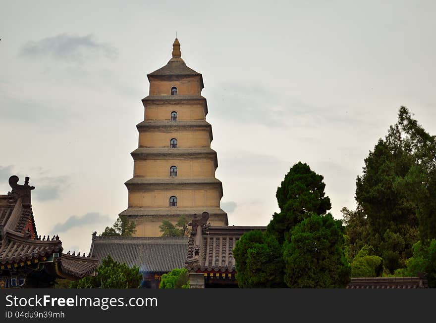 Big Wild Goose Pagoda is a well-preserved ancient building and a holy place for Buddhists. It is located in the southern suburb of Xian City