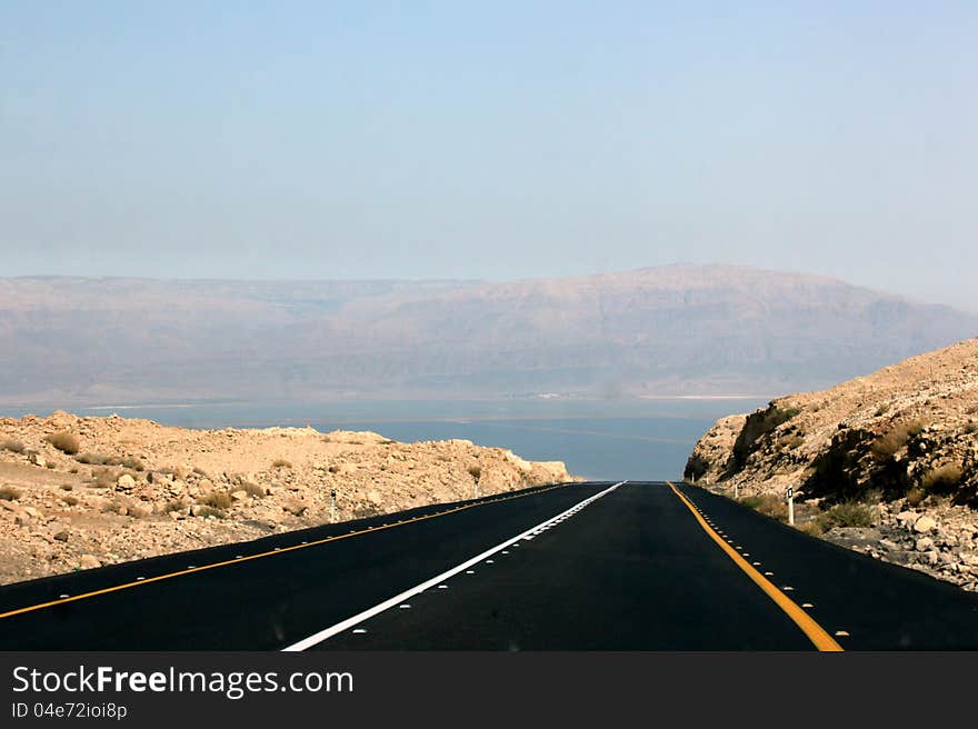 Road to the dead sea israel. Road to the dead sea israel