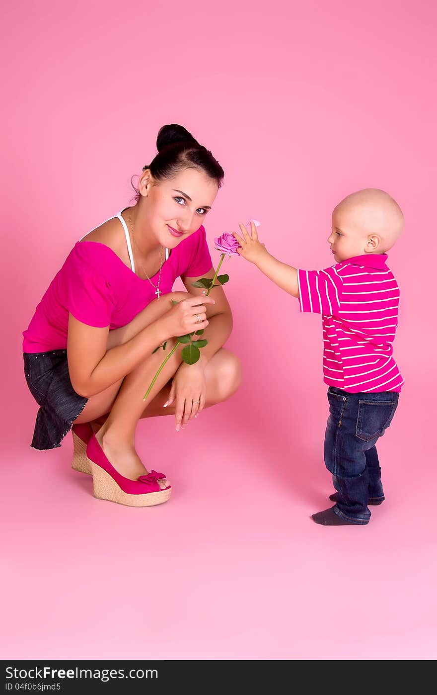 Son gives mom a rose