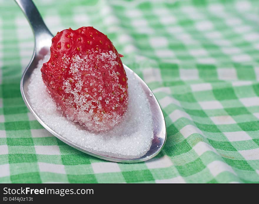 Strawberries Dipped In Sugar