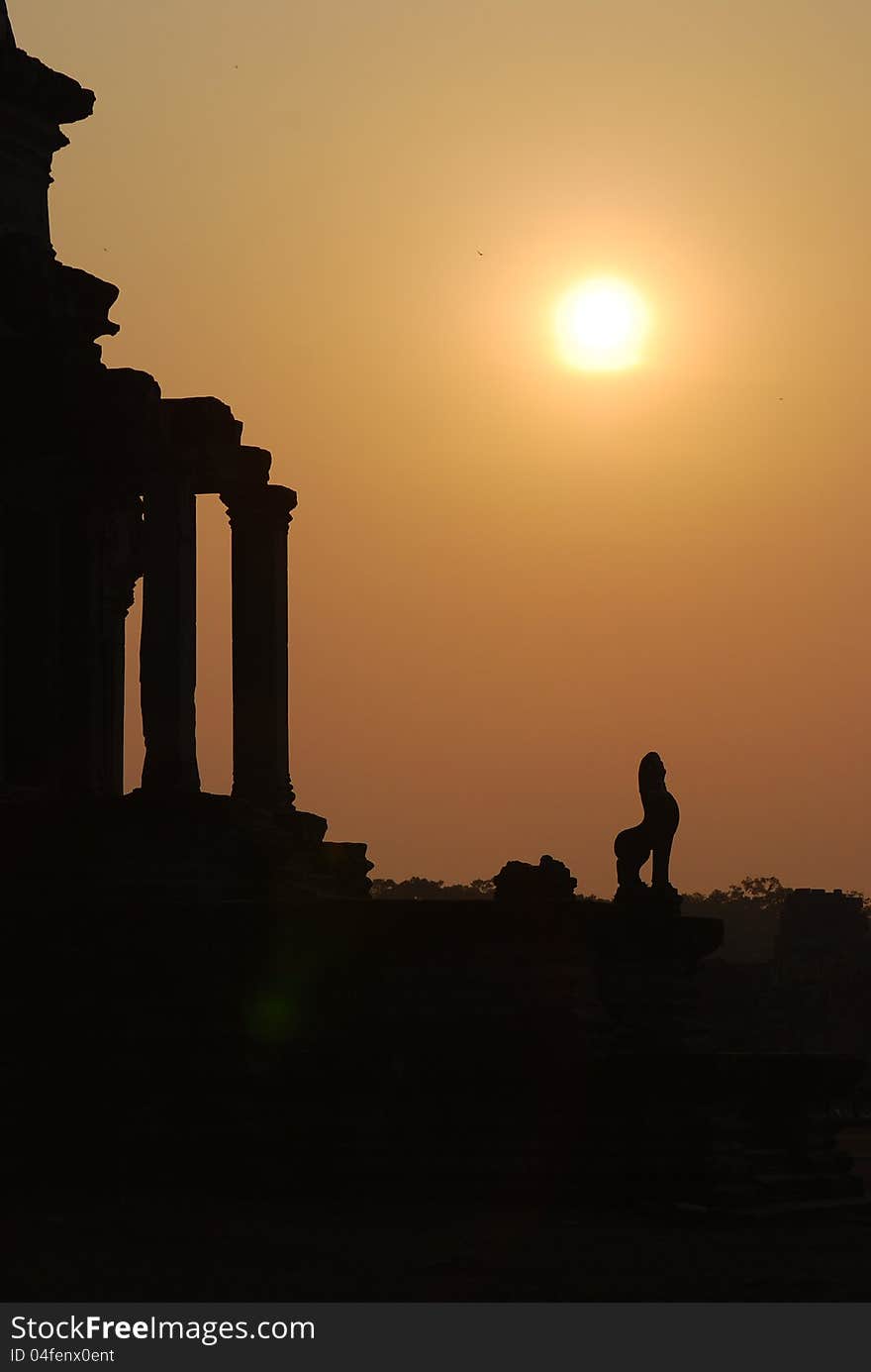 The nice sunset at Angkor wat.