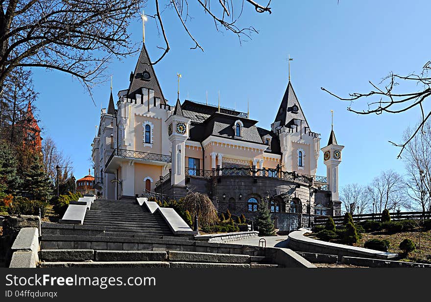 Kyiv Academic Puppet Theatre