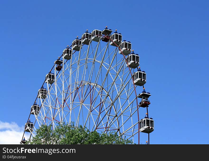 Ferris Wheel  - this is a very popular attraction in the city parks