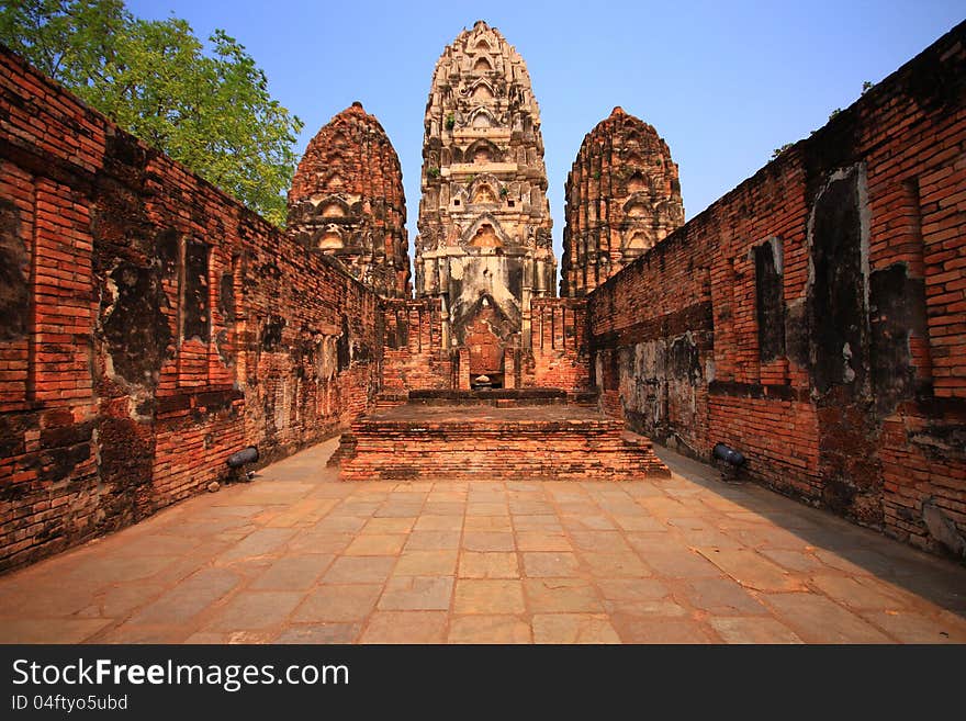 Sukhothai historical park is at Sukhothai province in Thailand. Sukhothai historical park is at Sukhothai province in Thailand