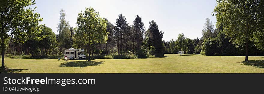 Panorama shot af nature campsite