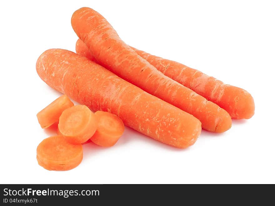 Three carrots and slices