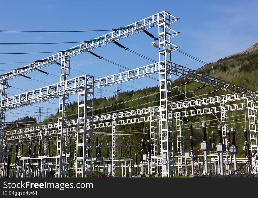 Picture of a powerstation, where they process electricity. Picture of a powerstation, where they process electricity