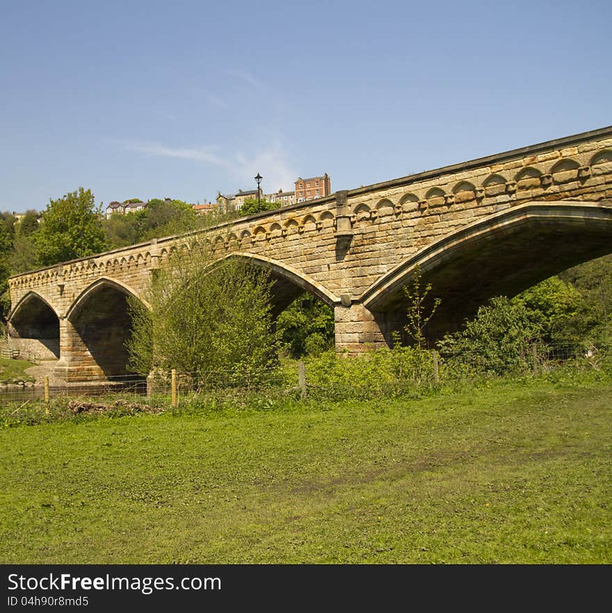 A bridge over the swale at richmond north yorkshire. A bridge over the swale at richmond north yorkshire