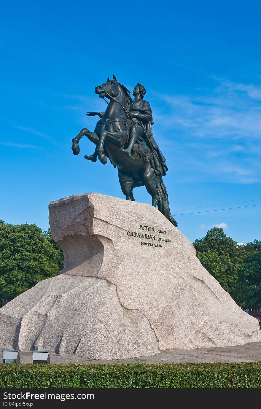 Monument to Peter I in St-Petersburg