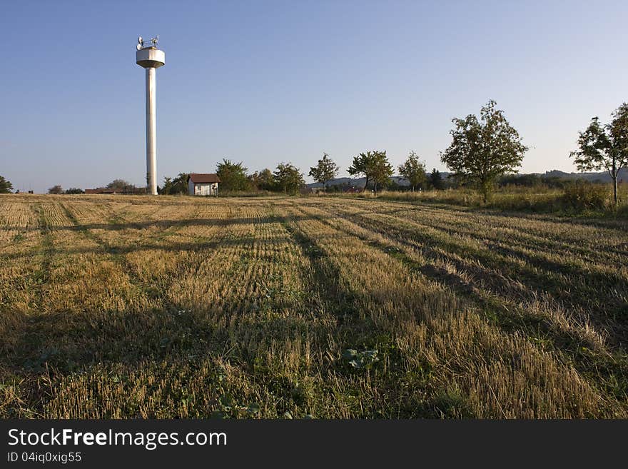 Water tank and harvested field