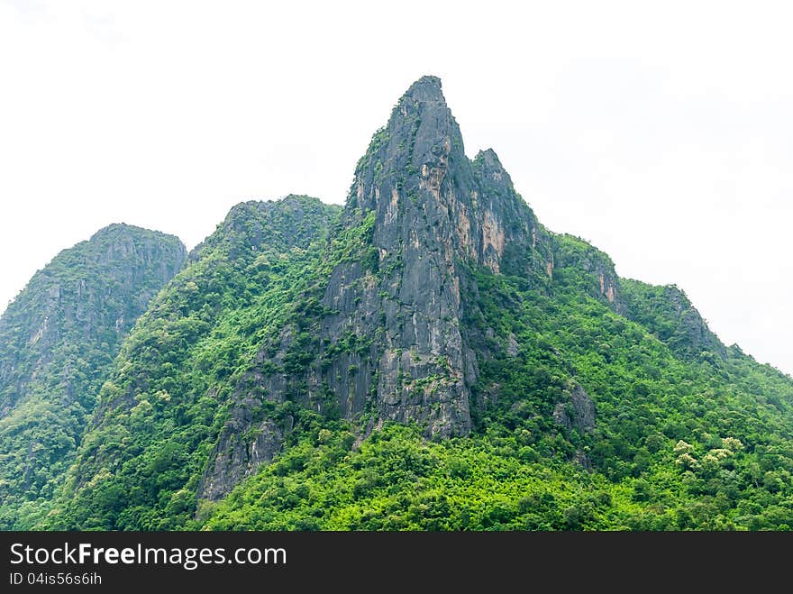 The mountain is a tourist attraction like a bird when viewed from a distance. The mountain is a tourist attraction like a bird when viewed from a distance.