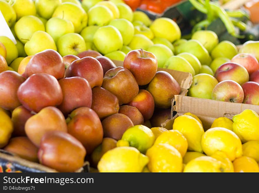 Fresh Fruit Market