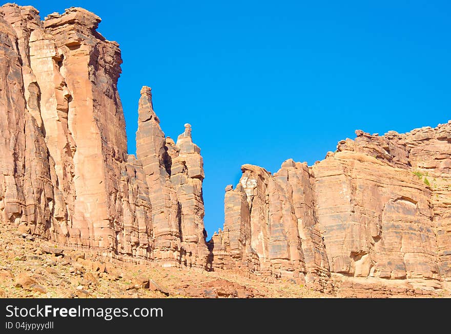 Sandstone cliffs along Route 128 in Utah