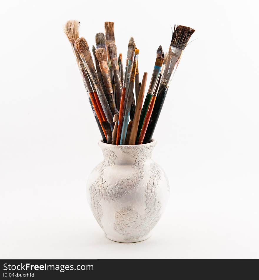 Jug with brushes