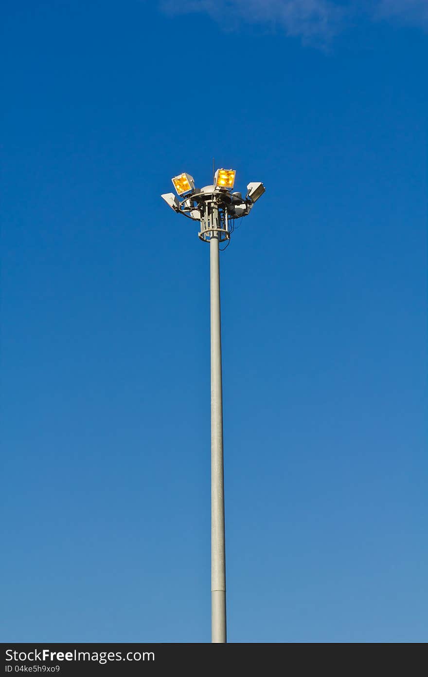 Illuminated lamp post