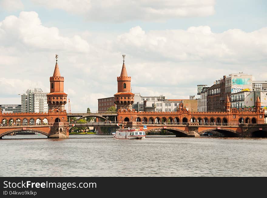 Oberbaum bridge, Berlin