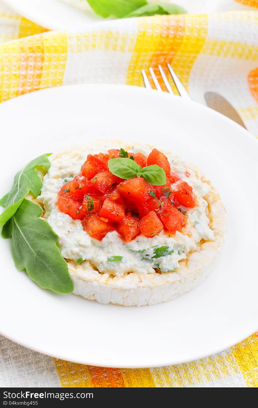 Rice cakes with cottage cheese and tomato. Rice cakes with cottage cheese and tomato