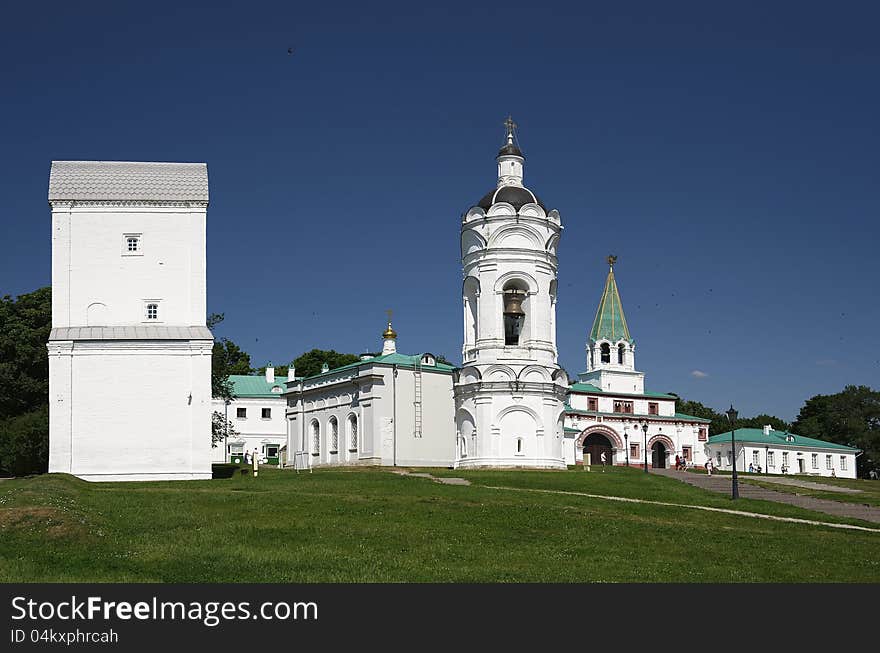 Great martyr George Pobedonosts the temple belfry. Belltower – a fine and rare sample of a bell structure in Russia the second quarter of the XVI century. There are bases to believe that construction of the Belltower is devoted to Sacred George which name was given to Ivan the Terrible who was born on October 30, 1533 the brother.