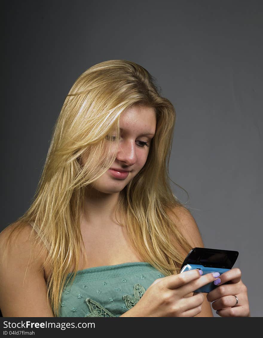 teenage girl texting