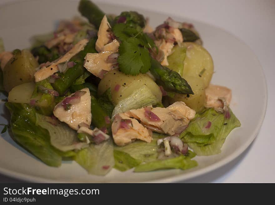 Salmon And Asparagus Salad