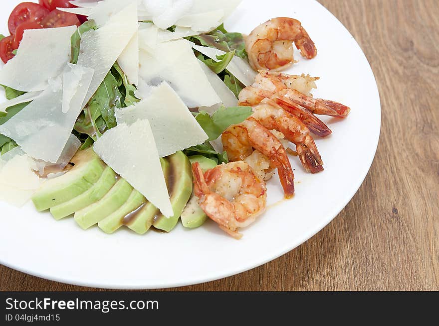 Arugula dish with shrimp