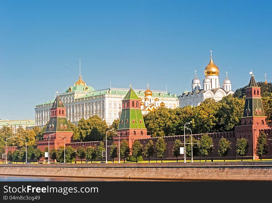 View of the Grand Kremlin Palace and the Ivan the Great Bell. Moscow.