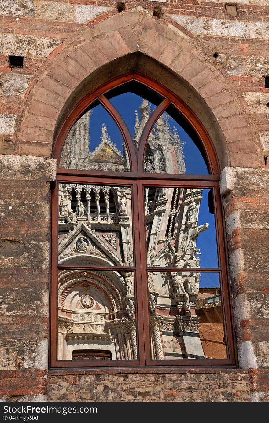 Cathedral in a window - Siena