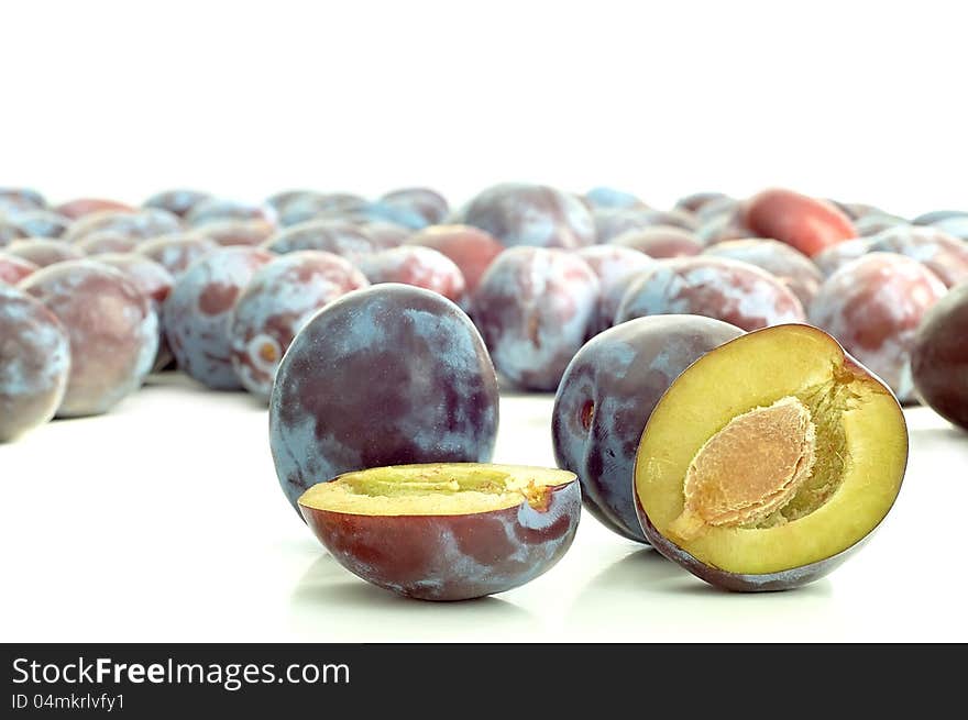 Group prunes fruit with background