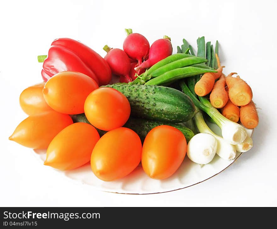 Fresh ripe vegetables on a platter