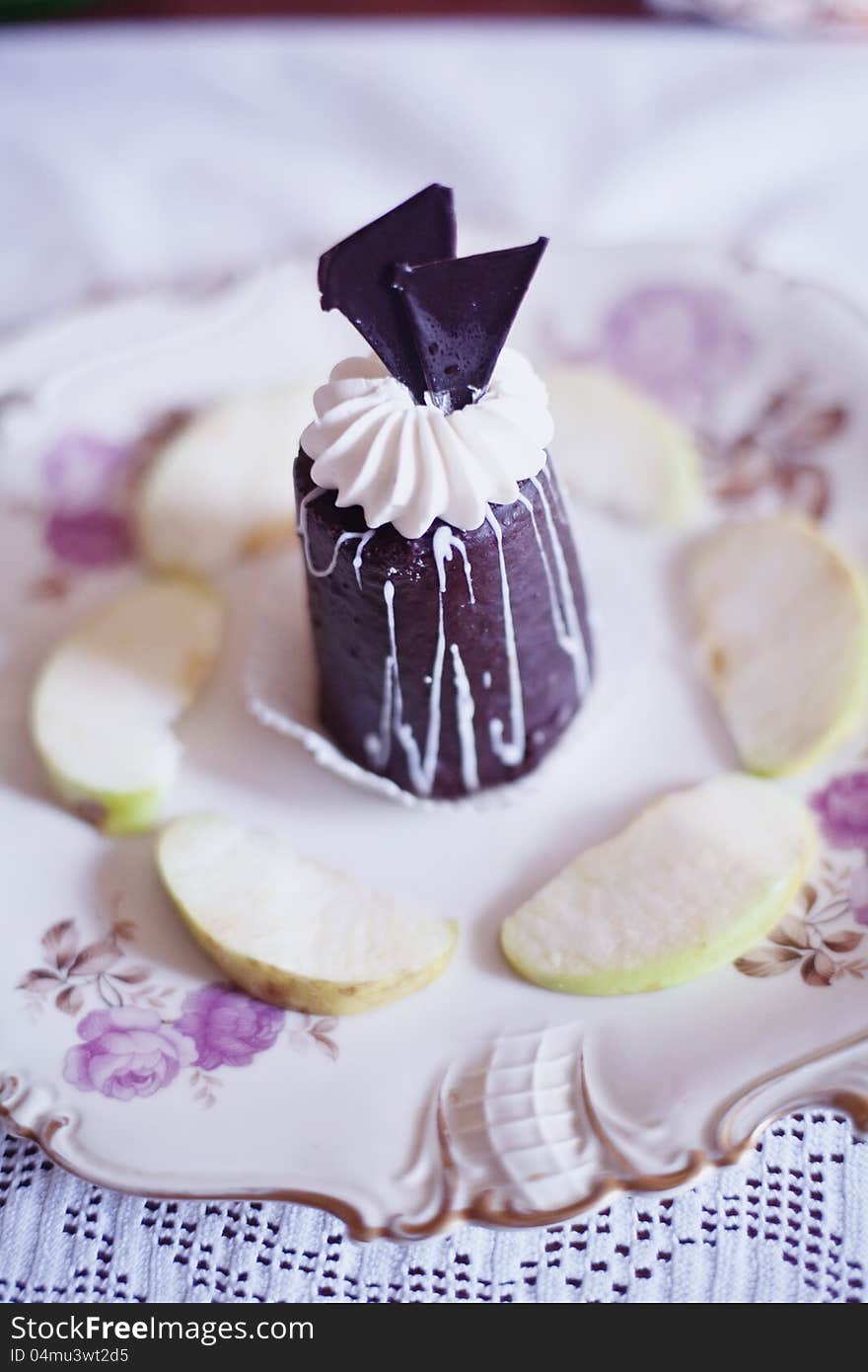 Chocolate cake with apple