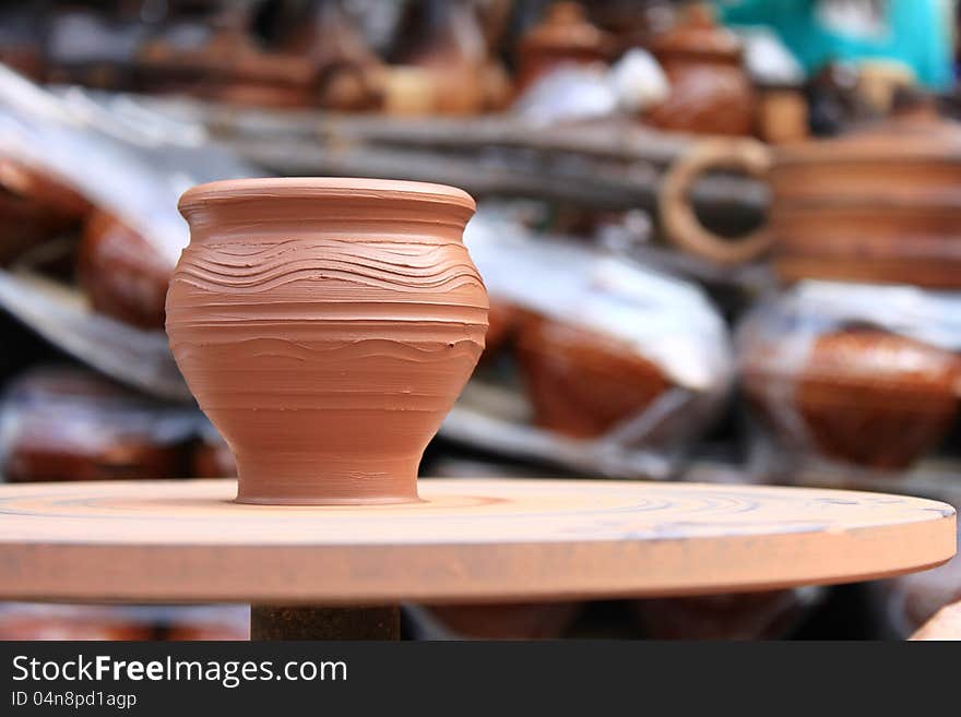 Clay pot spinning