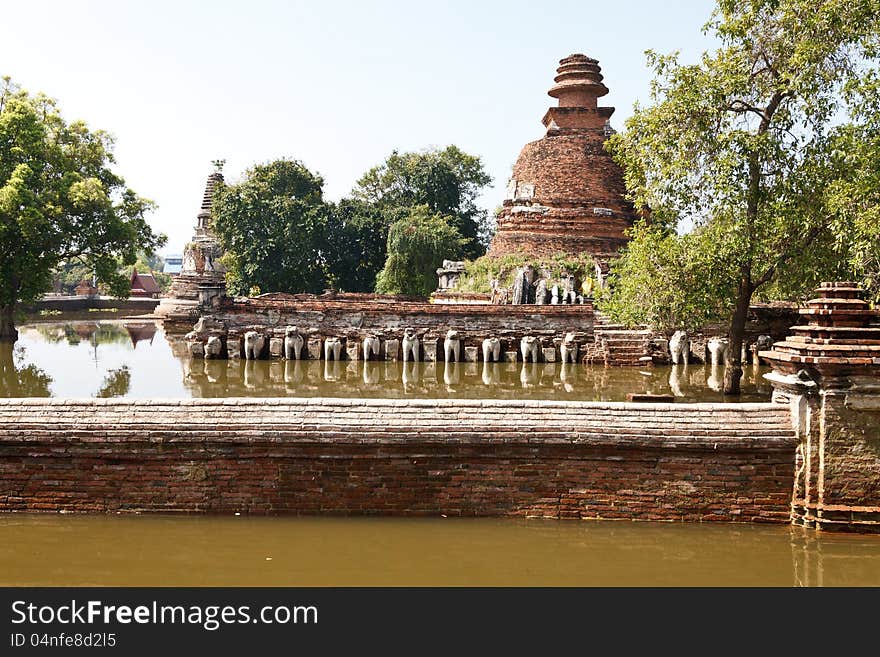 Floods Chaiwatthanaram Temple at Ayutthaya.